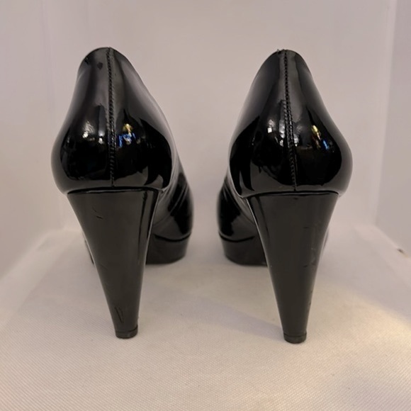 Antonio Melani Helena Black Patent Leather Pumps Size 9 - EUC - Picture 8 of 14